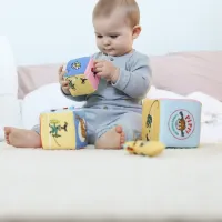 Pippi Langkous Zachte Blokken – Baby Activiteitsblokken met Spiegel, Rammelaar & Knispergeluid – Set van 3 – Vanaf 5 maanden