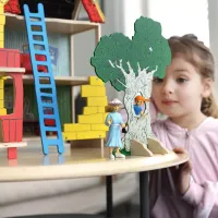 Pippi Longstocking Playhouse Villa Villekulla wooden dollhouse